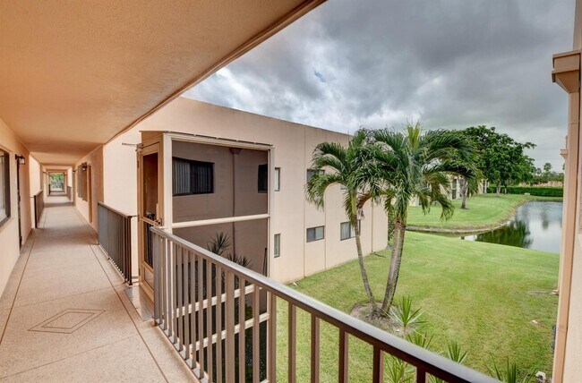 Building Photo - 15108 Ashland Dr