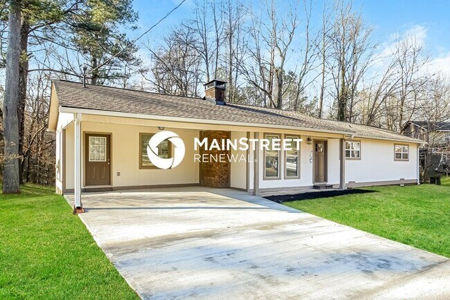 Building Photo - 3 Bedroom Pet-Friendly Home in HIRAM, GA with Main Street Renewal