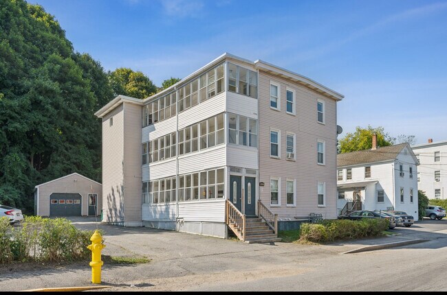 Photo - 102 Cleaves St Apartments