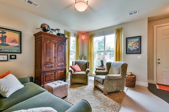 Foto del edificio - 803 Heschel St