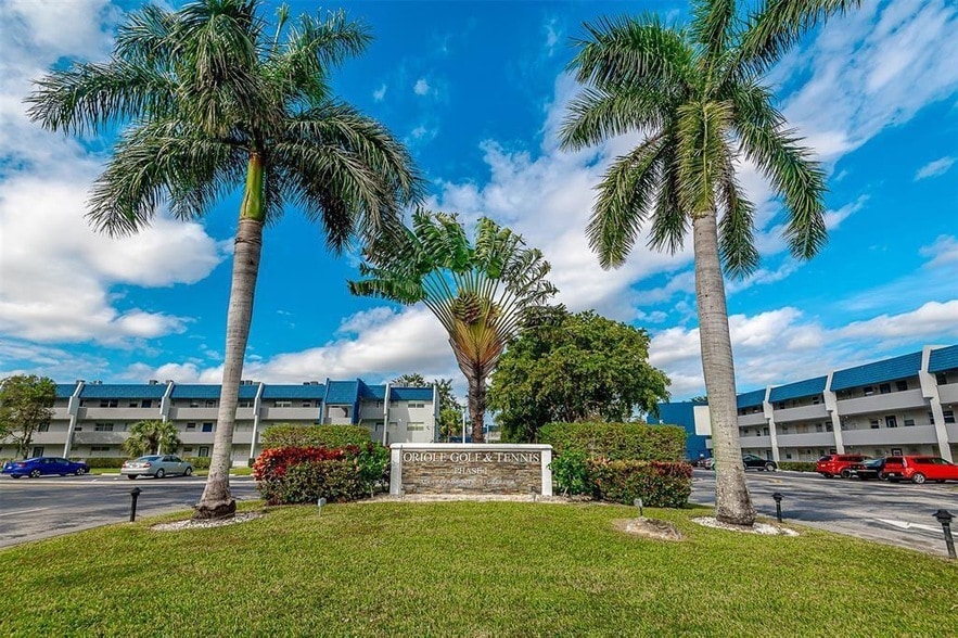 Photo - 7807 Golf Cir Dr