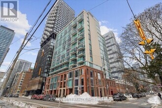 Building Photo - 220-220 George St