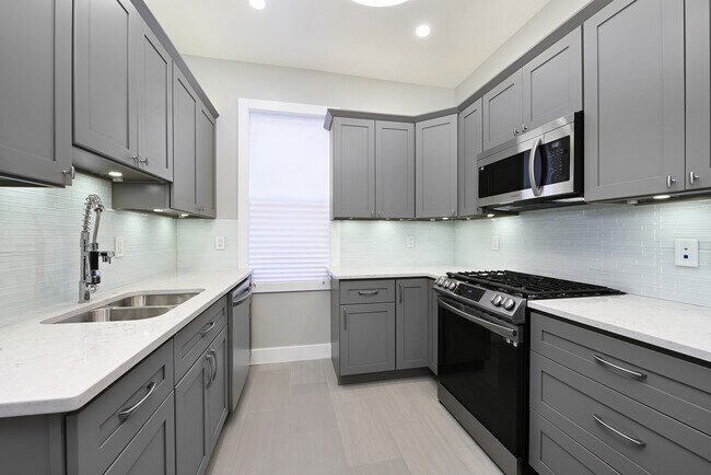 BRAND NEW KITCHEN - 16 62nd St