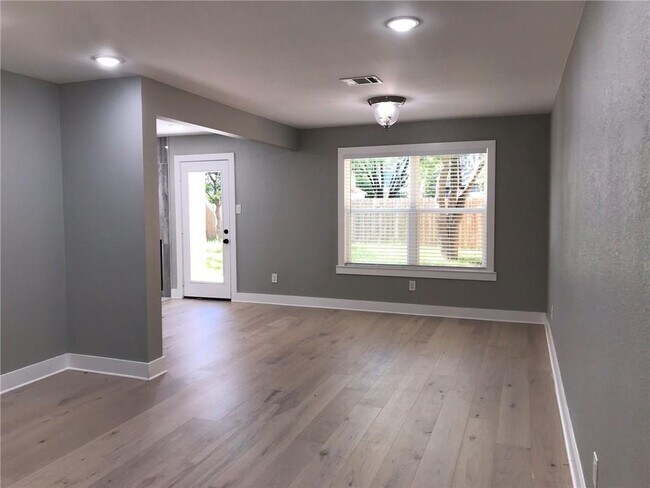 Building Photo - 12918 Marimba Trail