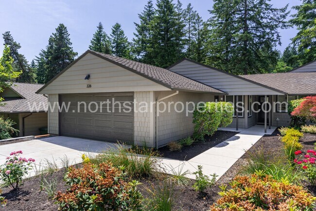 Foto del edificio - 226 Greenridge Dr