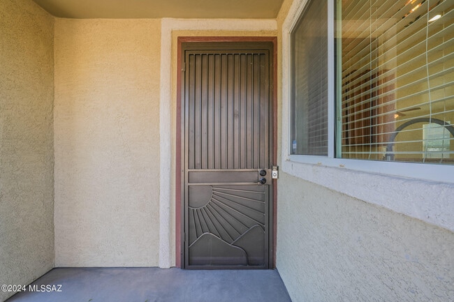 Building Photo - 2790 W Checkerspot Dr