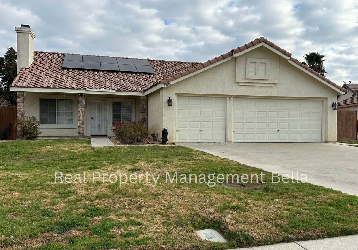 Foto principal - Charming Single-Story Home with Solar & 3-...