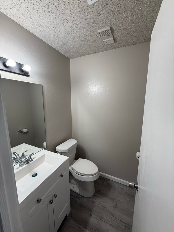 Foto del edificio - 4401 River Valley Dr