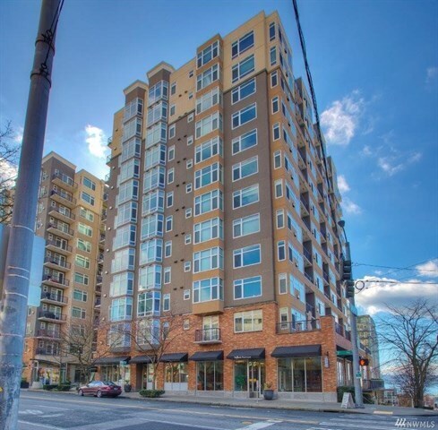 Primary Photo - Spacious 1 Bedroom Condo in Belltown Avail...