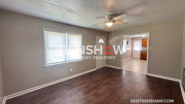 Building Photo - 23 Navy Cir