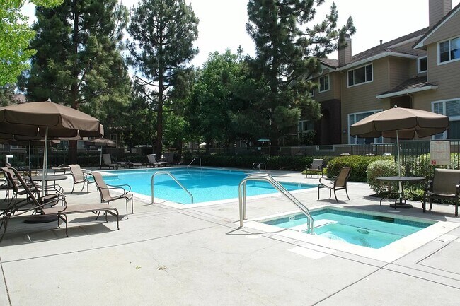 Foto del edificio - 455 Mill River Ln