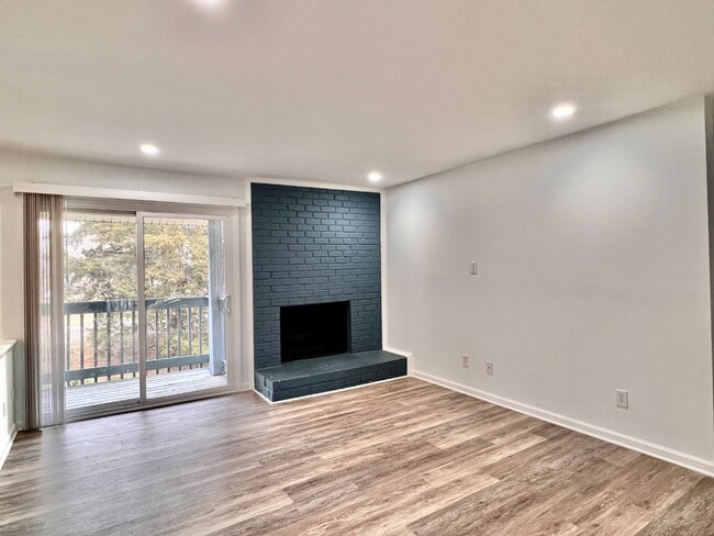 Photo - 11187 Harrowfield Rd Apartment