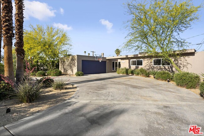 Foto del edificio - 45900 Quailbrush St