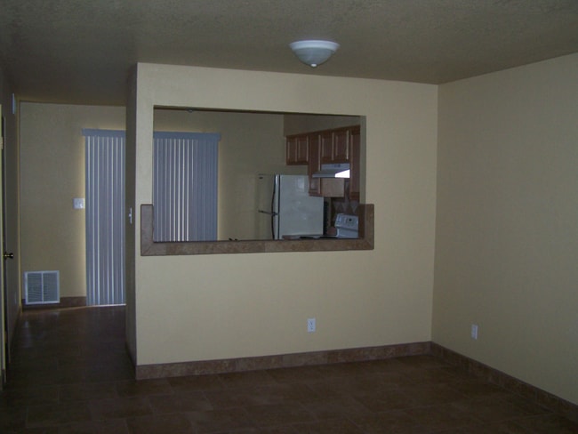 Foto del edificio - 454 Drake Ct