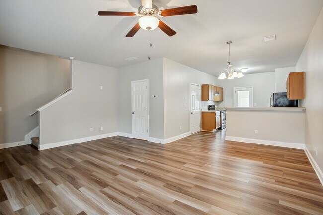 Building Photo - 5966 Westchase St