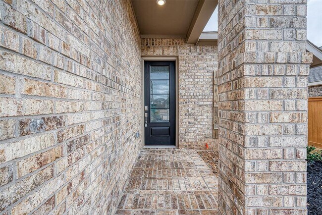 Building Photo - 27106 Wandering Gln Ln