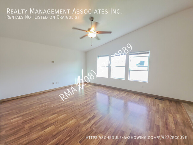 Foto del edificio - 6810 S Nordean Ave