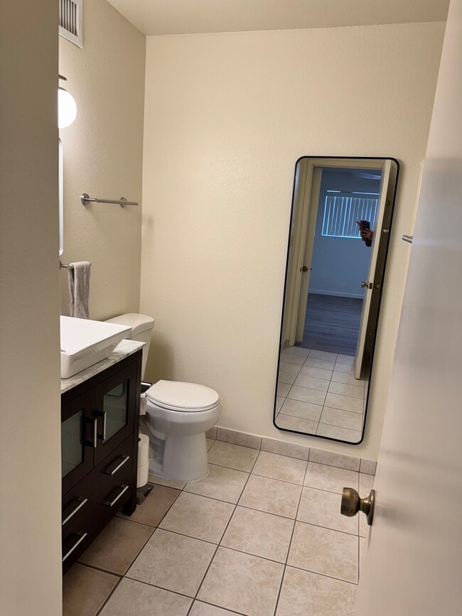 Master bath - 10118 N 96th Ave