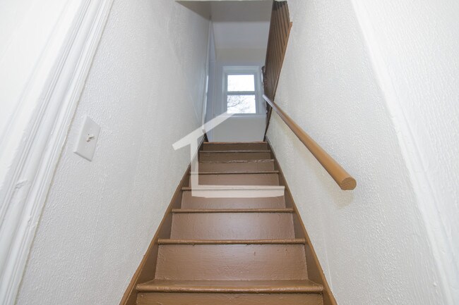 Building Photo - 7 Griggs Pl