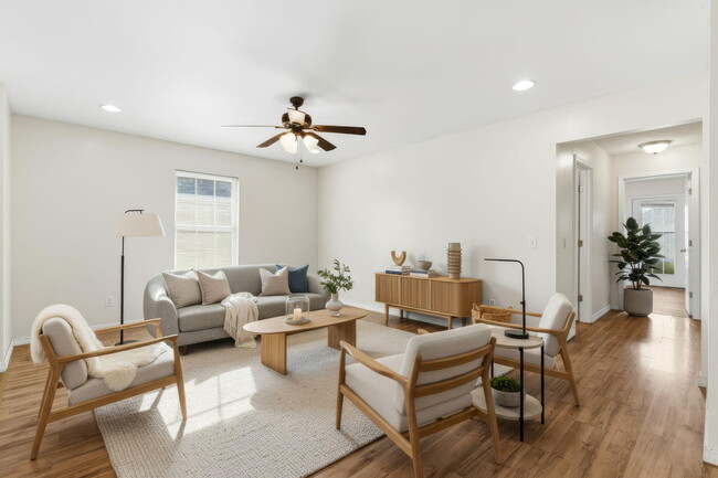 Foto del edificio - 1127 N Northwood Ave