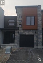 Building Photo - 3146 Turner Crescent