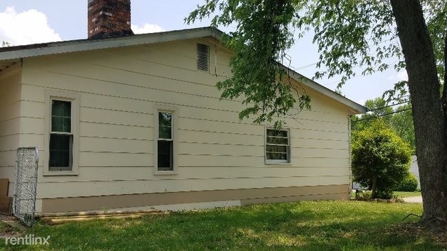 Foto del edificio - 4 br, 3 bath House - 2812 Droste rd