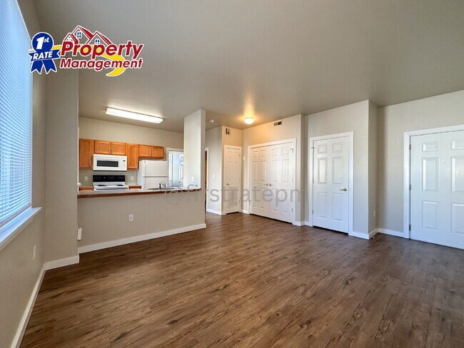 Foto del edificio - 272 W Mallard Dr