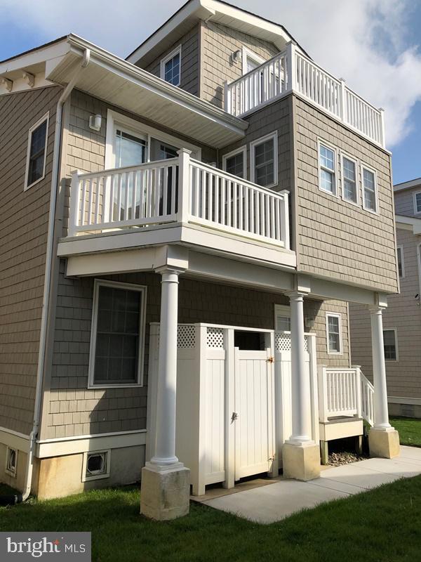 Foto principal - 7509 Seaview Ave