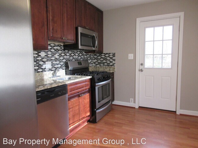 Building Photo - 3 br, 1 bath House - 40 Liberty St