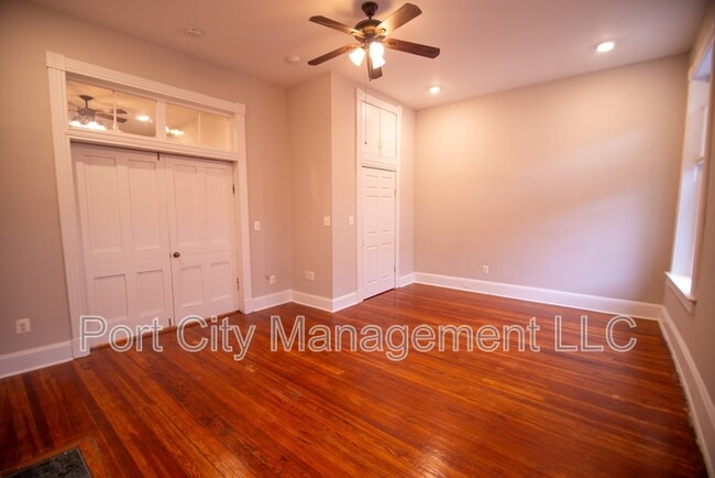 Building Photo - 2121 St Paul St