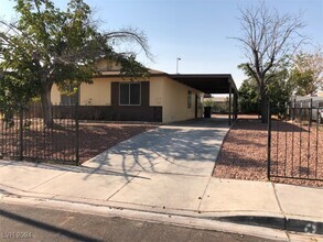 Building Photo - 6333 Plaza Verde Pl