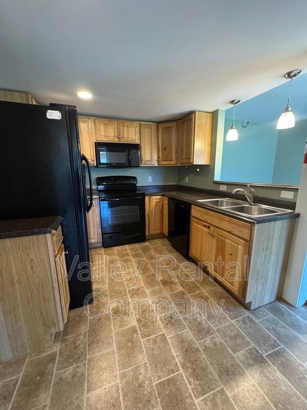 Photo - 132 Middle St Apartment