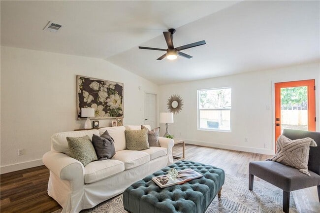 Building Photo - 3205 Kittyhawk Cv