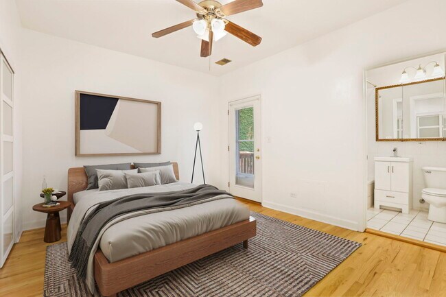 Foto del edificio - 2730 N Sawyer Ave