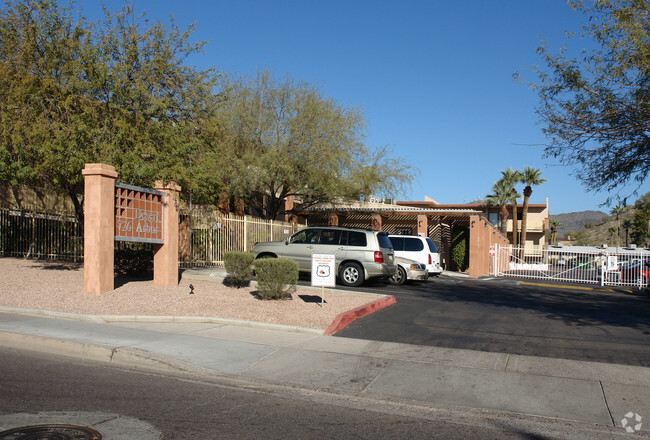 Foto del edificio - Desert Arbor I