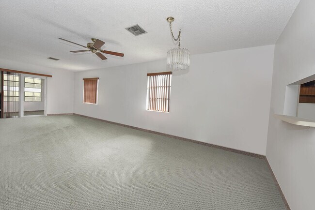 Building Photo - 5373 Mariesa Ave