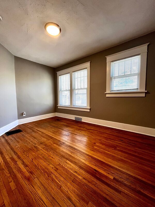 Foto del edificio - 1515 S 15th St