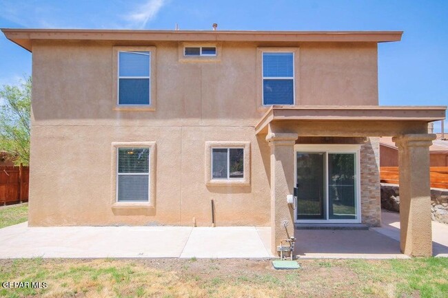 Building Photo - 4008 Tierra Inez Pl