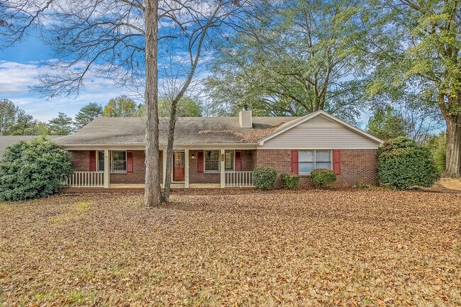 Foto del edificio - 118 Raleigh Way