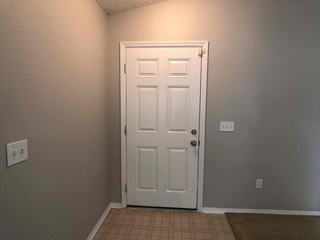 Foto del edificio - 9801 Morris Glen Way