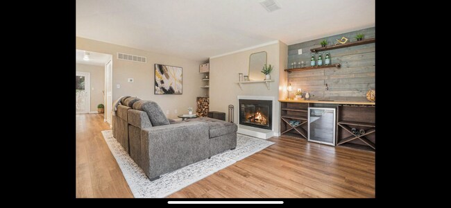 Foto del edificio - 5573 S Lowell Blvd