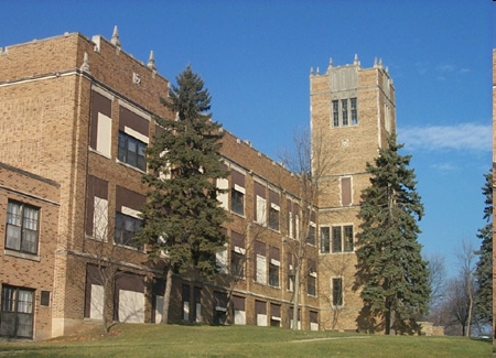 Jefferson School Apartments - Jefferson Schoolhouse Apartment Homes