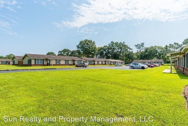 Building Photo - 2 br, 2 bath Apartment - 23350 County Road 65