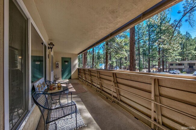 Building Photo - 3Bd Condo available for a 6 month lease!  ...
