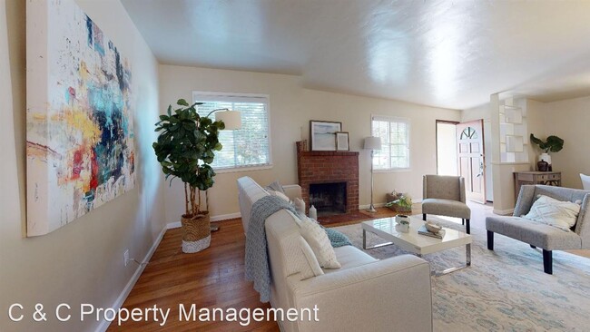 Building Photo - 3 br, 1 bath House - 57 Melway Circle