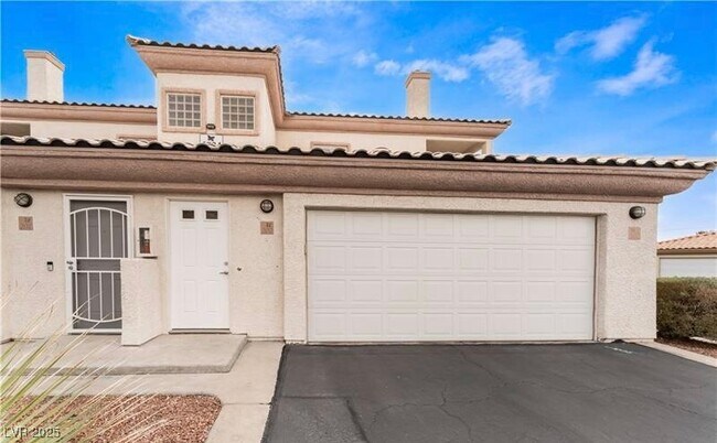 Building Photo - 6704 Dorita Ave