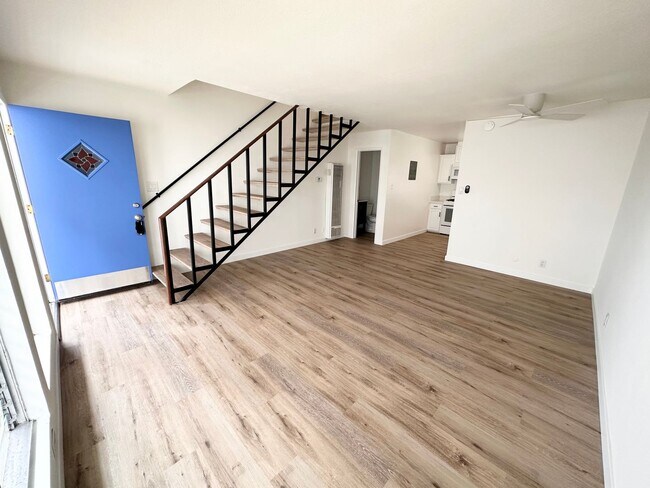 Foto del edificio - $1000 OFF 1ST MONTHS RENT!! Two Bedroom in Desirable Dana Point!!