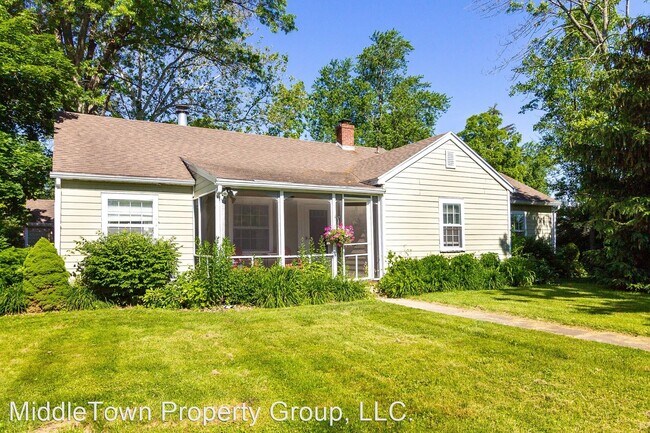 Building Photo - 3 br, 1.5 bath House - 1401 N Woodridge Ave.