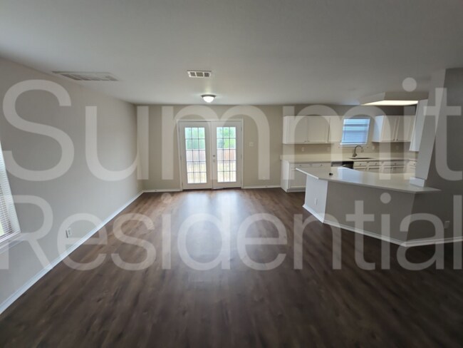 Foto del edificio - 120 Beech Dr