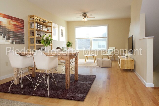 Foto del edificio - 307 River View Ln